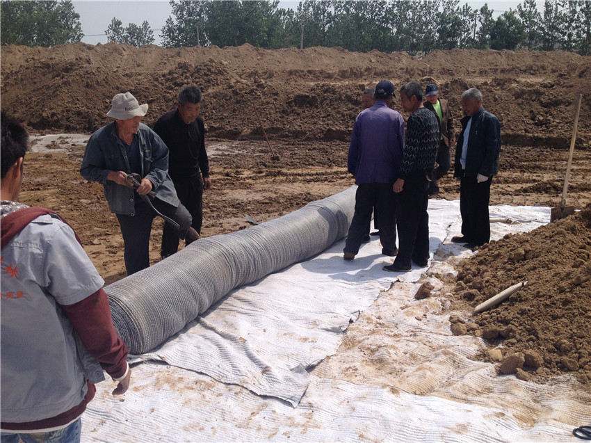 如何克服膨润土防水毯铺设难度？