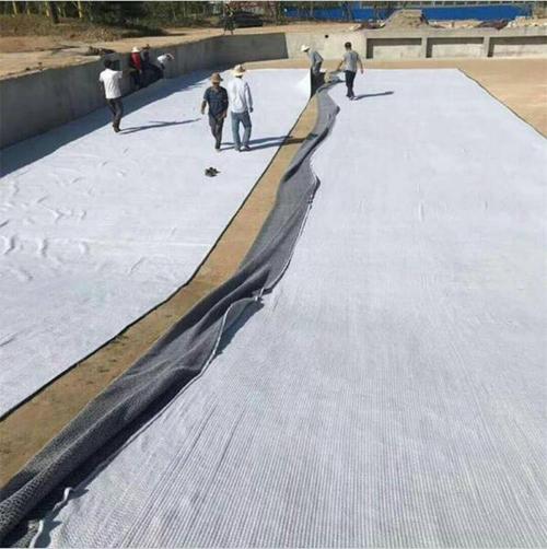 膨润土防水毯详细分类：针刺、胶粘、覆膜