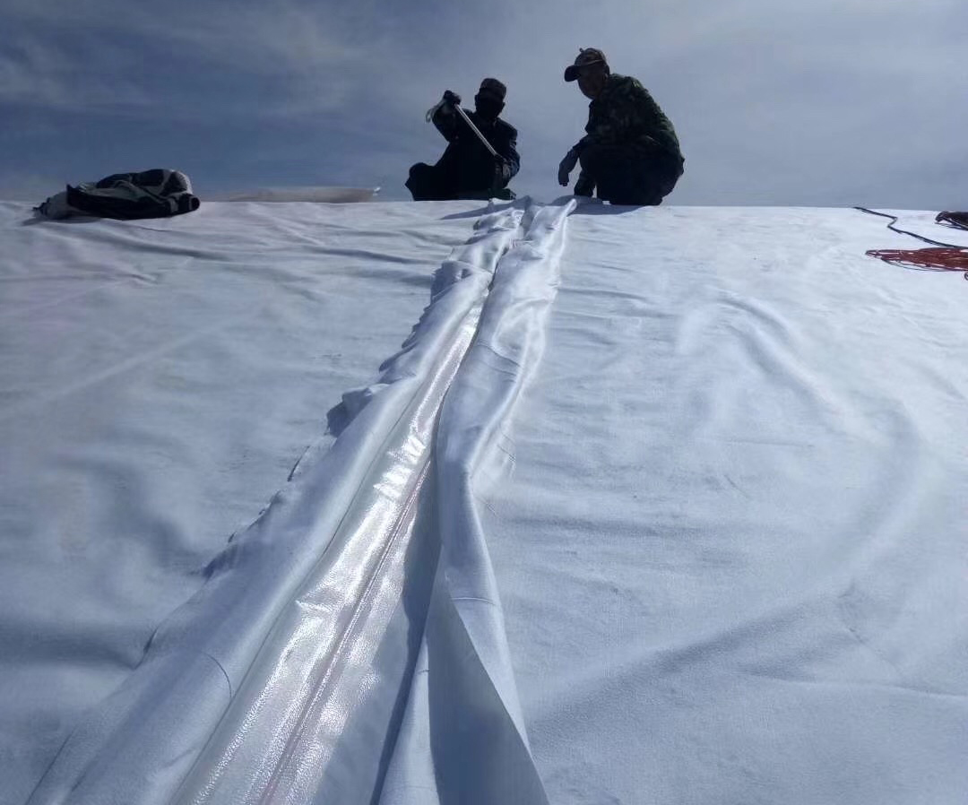 防渗土工布建造的建筑物成本低、建造速度快