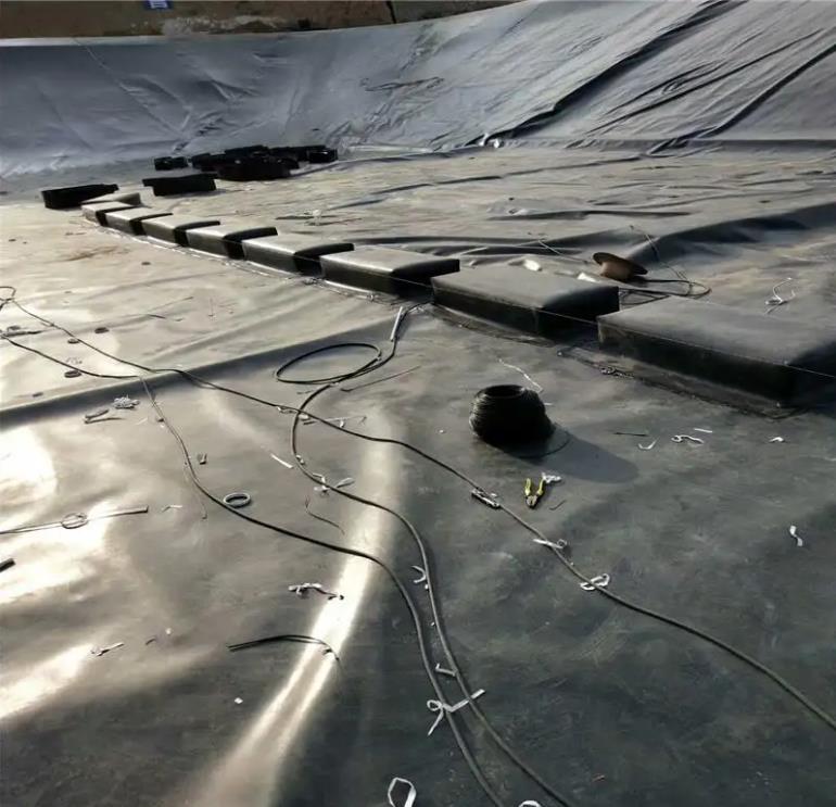 大体积调蓄水池土工膜防渗技术标准和操作流程 大体积调蓄水池土工膜防渗技术标准和操作流程