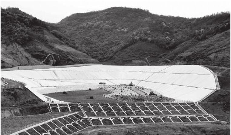 膨润土防水毯为一种无污染、稳定性高的新型土工材料